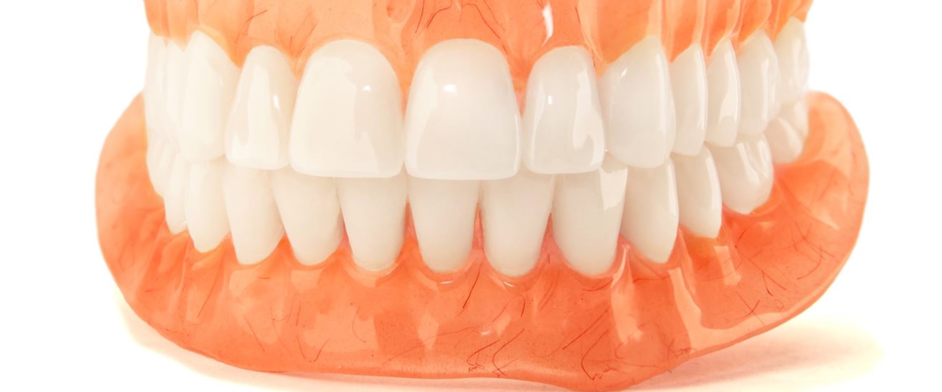 Adjusting to Complete Dentures: A Comprehensive Guide